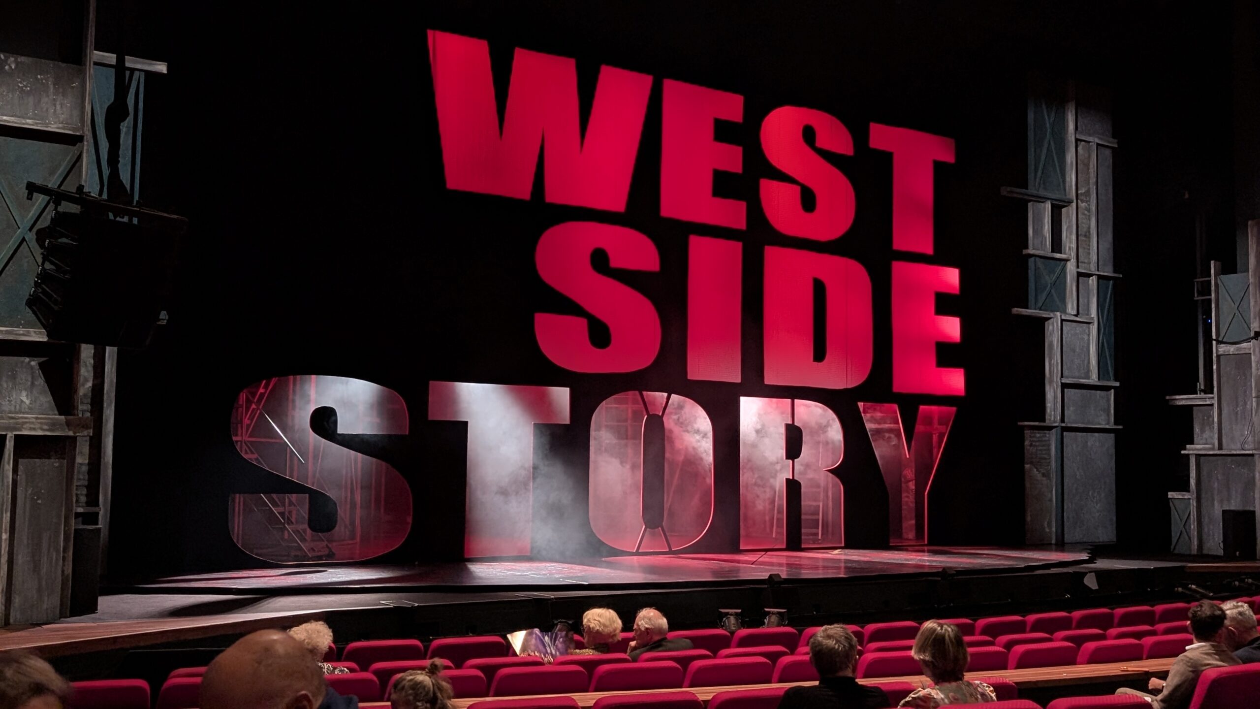 West side story in premieremodern en eigentijds.